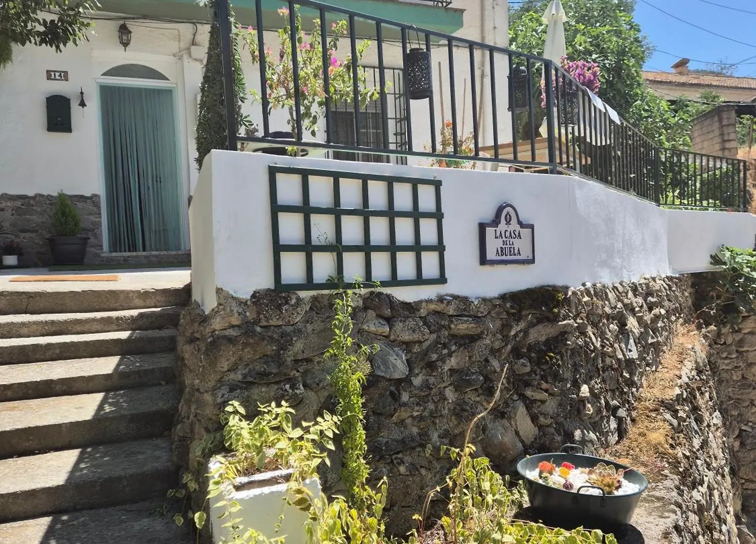 皮诺斯基尼尔La Casa De La Abuela公寓 0*, 皮诺斯基尼尔